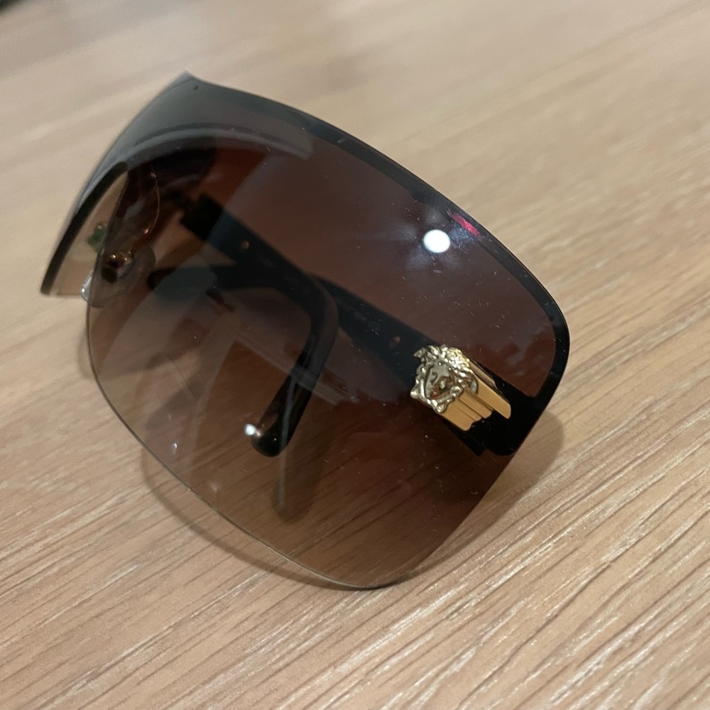 Versace VE 2119 Shield Sunglasses - Picture 7 of 8